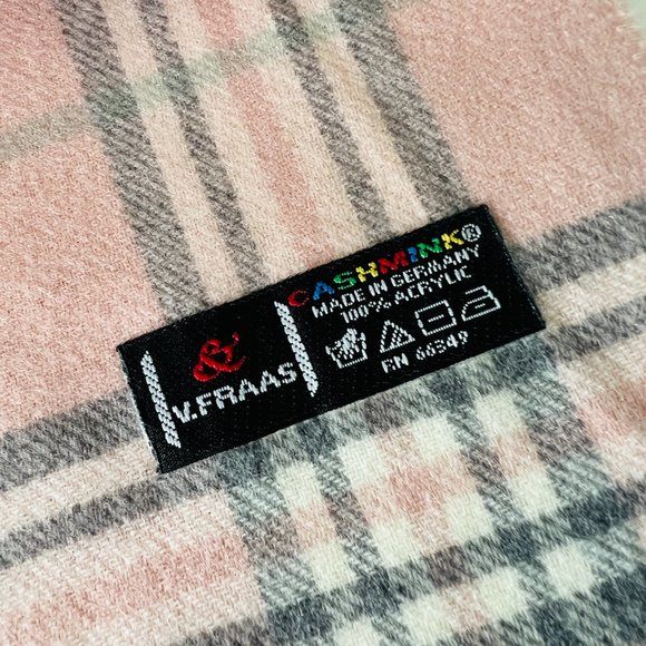 V.FRAAS Scarf Wrap with 3" Fringe NWOT - Picture 3 of 4